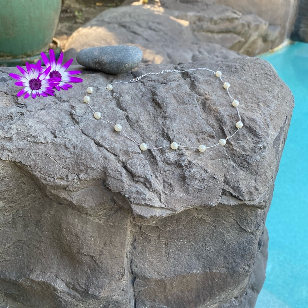 ⚠️NEW⚠️Dainty PEARL Choker Necklace